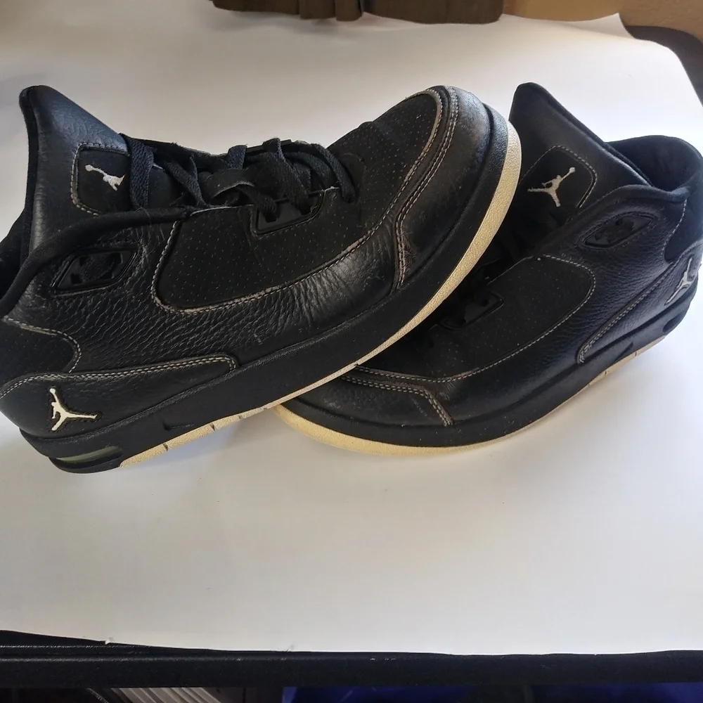 Jordan shoes sizes 8